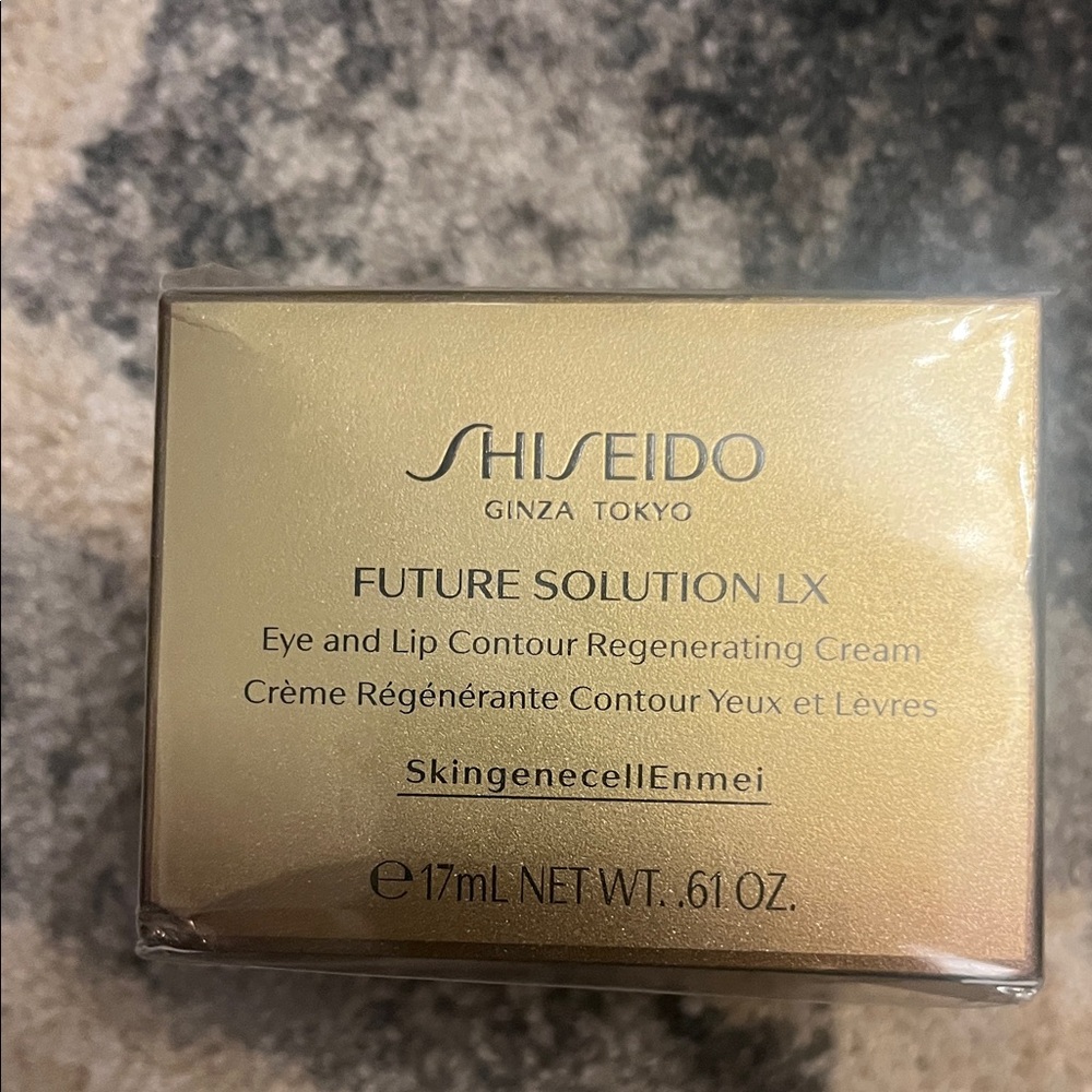 Shiseido Future Solution LX Eye and Lip Contour Regenerating Cream - Gold